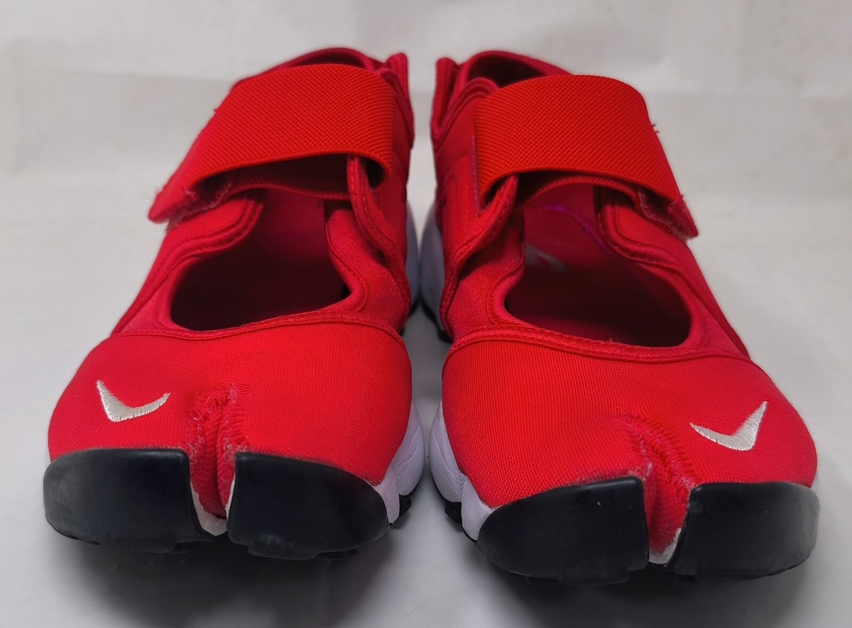 Size 9 - Nike AIR RIFT MTR CHALLENGE RED/WHITE 2016 454441