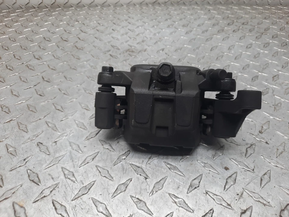 2015 yamaha bolt xvs950 front brake caliper - Image 4 of 4