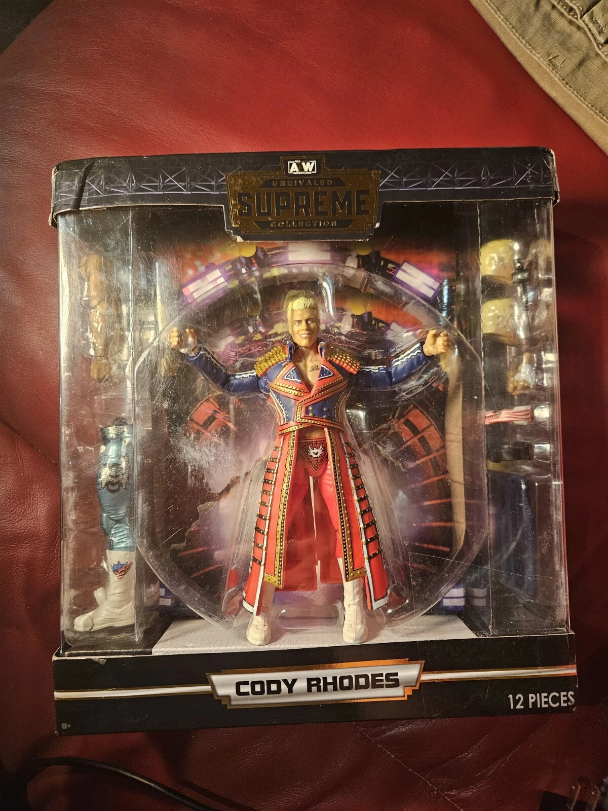 AEW Unrivaled Supreme Collection Cody Rhodes 12 pièces *boîte abîmée* *complet*