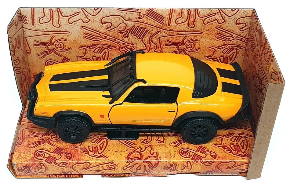 Jada 1/32 Scale 34258 - Transformers 1977 Chevrolet Camaro Bumblebee - Image 3 of 4