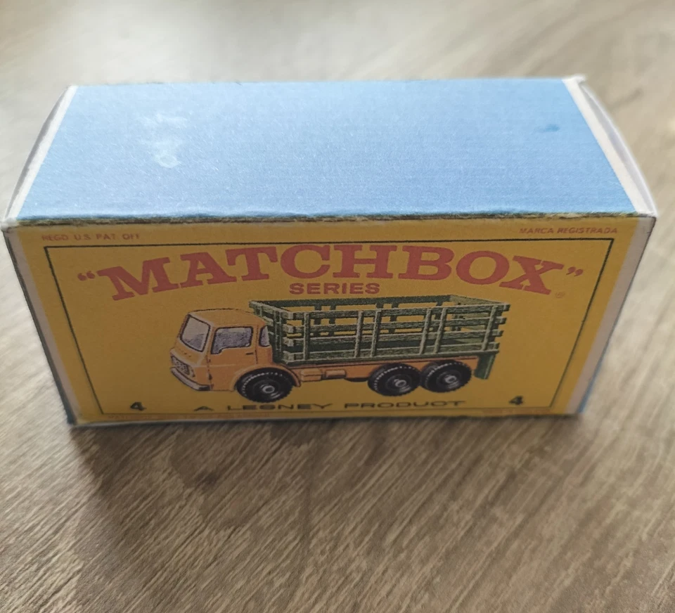 Matchbox Regular Wheels No4 Stake Truck  - Replica / Copy Box only - Image 2 of 3