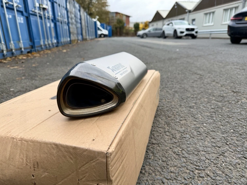 BMW S1000RR & M1000rr Akrapovic Titanium Exhaust Can, K67, 2019-25 S1000r M1000r - Image 2 of 4