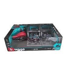 Mercedes-AMG PETRONAS F1 W15 - Burago 1:43 Formula One Racing Deluxe Paddock