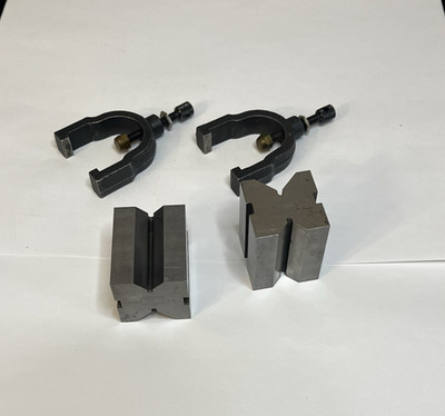 LUFKIN No.905 V-BLOCK SET with clamps, factory matched set