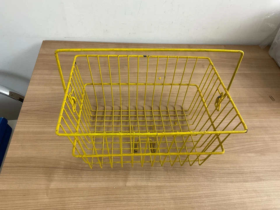 Fahrrad Hinterradkorb gelb, 40x30x20 cm, mit Tragegriff und Befestigung, stabil - Bild 1 von 4