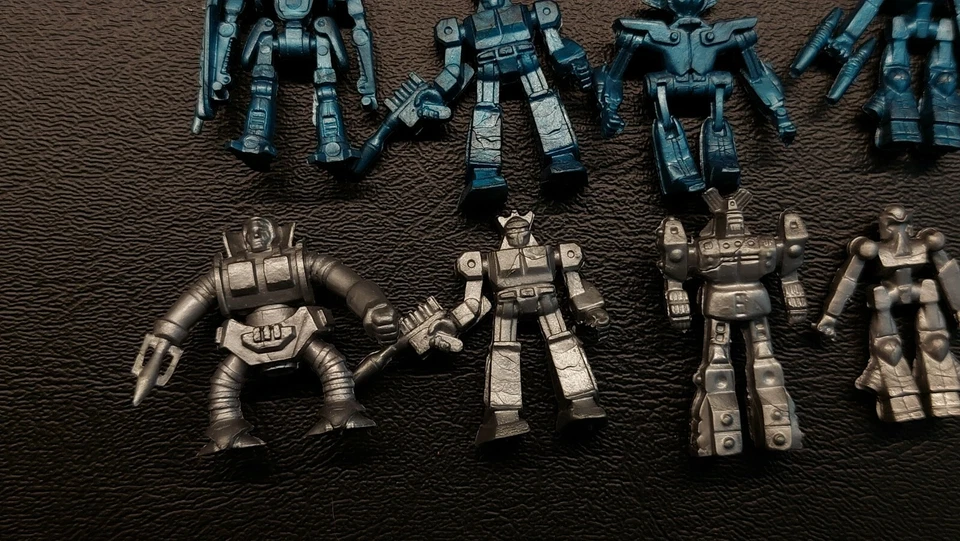 Lote de 12 mini figuras de goma vintage 1985 TYCO Transformers robot Keshi Foto 4 de 4