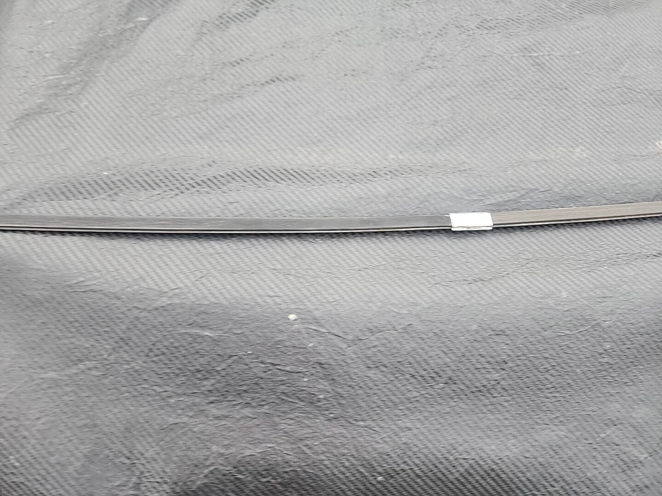 BMW E30 325iX 1982-1994 junta del parabrisas delantero resistente a la intemperie clip retenedor Foto 3 de 4