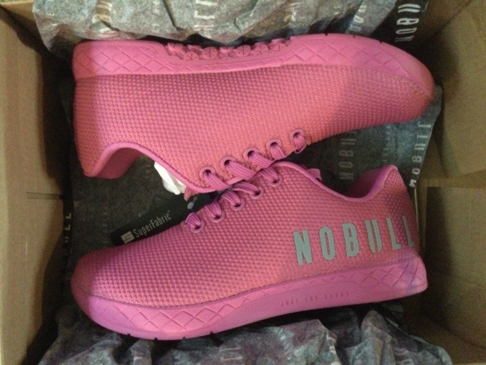 New 129 NOBULL No Bull Superfabric Trainer Bright Pink Shoes Womens 5