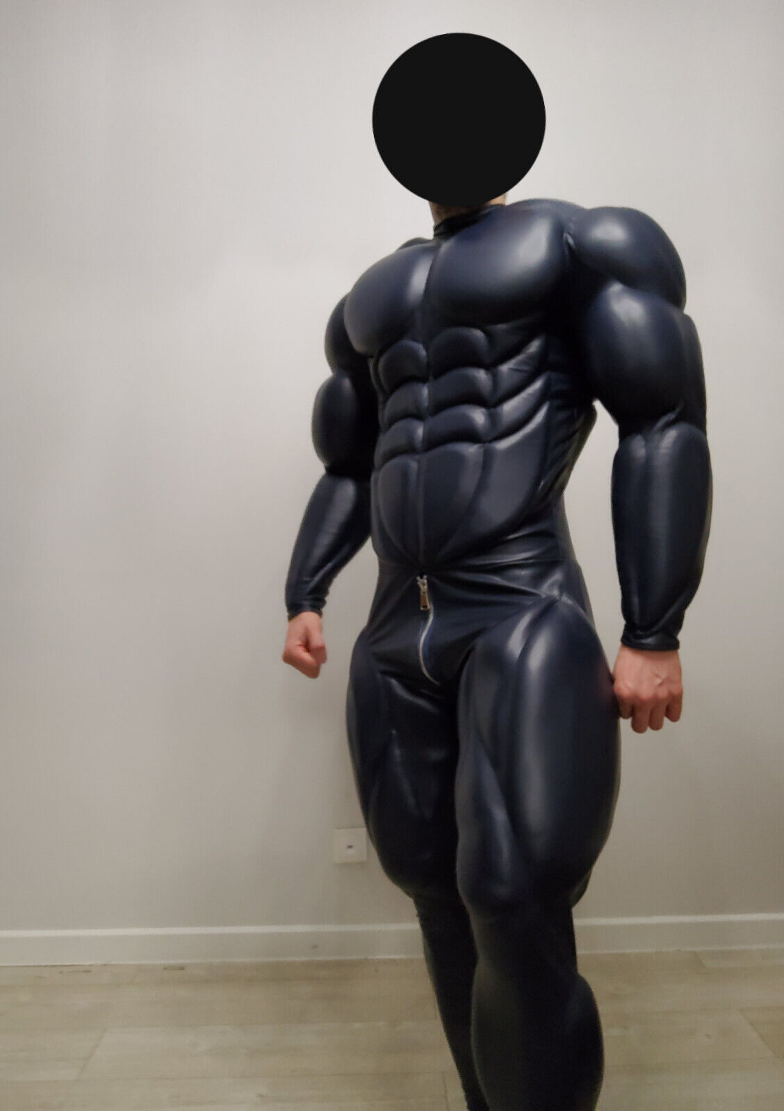 Picture 2 of 11