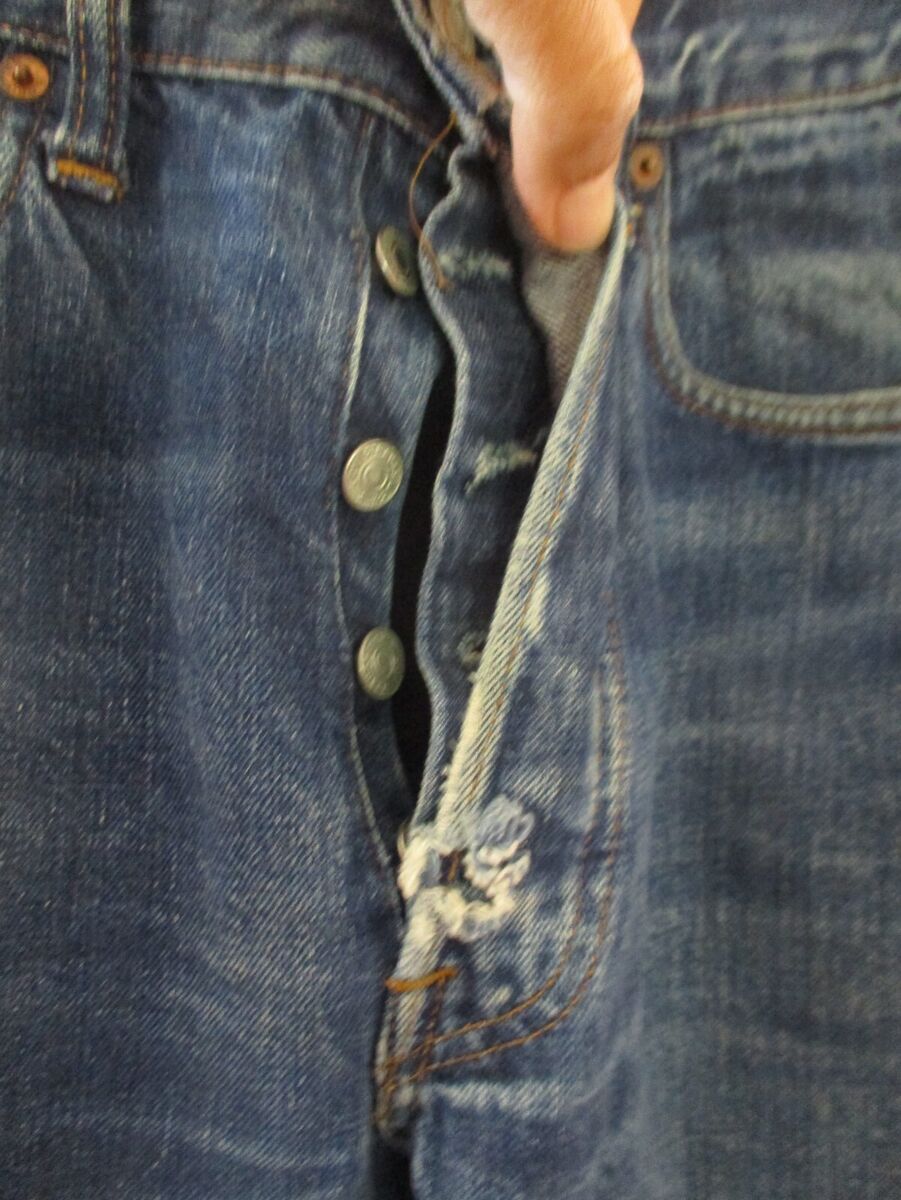 Vintage 1960s Levis 501 Big E Redline Selvedge Blue Jeans Vintage 1960s Levis 501 Big E Redline Selvedge Blue Jeans