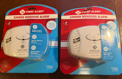 NEW 2 First Alert C0400-3 Carbon Monoxide Alarms | 1039728 | Free Shipping