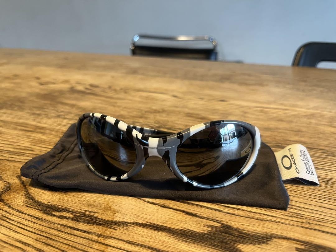 オークリー　トレンチコート　スノージャングル　サングラス中古美品　OAKLEY オークリー トレンチコート スノージャングル サングラス｜Yahoo