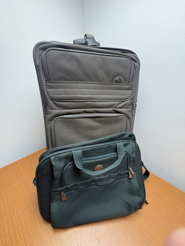 Samsonite Wheeled Carry On Luggage Set Gray Black