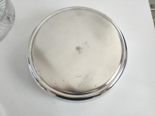 Vintage Falstaff Silver Plate Repousse Covered Bowl With Glass Dish Insert - Picture 14 of 15