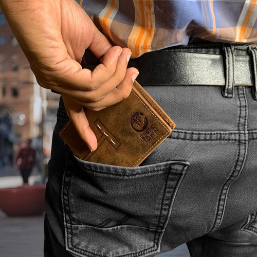 Rustic Town Full Grain Leather RFID Wallet Bifold, ID Window and Coin pocket - Picture 2 of 6