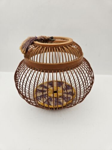 Cricket Basket Small Vintage Asian Bamboo Wicker Rattan Lucky Cricket Cage w/Lid - Picture 1 of 15