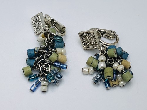 Cute Beaded clip on earrings - Picture 2 of 4