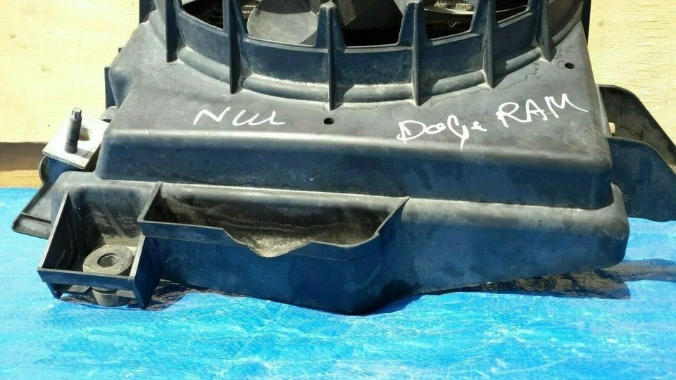 2002-2008 Dodge Ram Radiator Condenser Cooling Fan OEM Foto 3 de 4