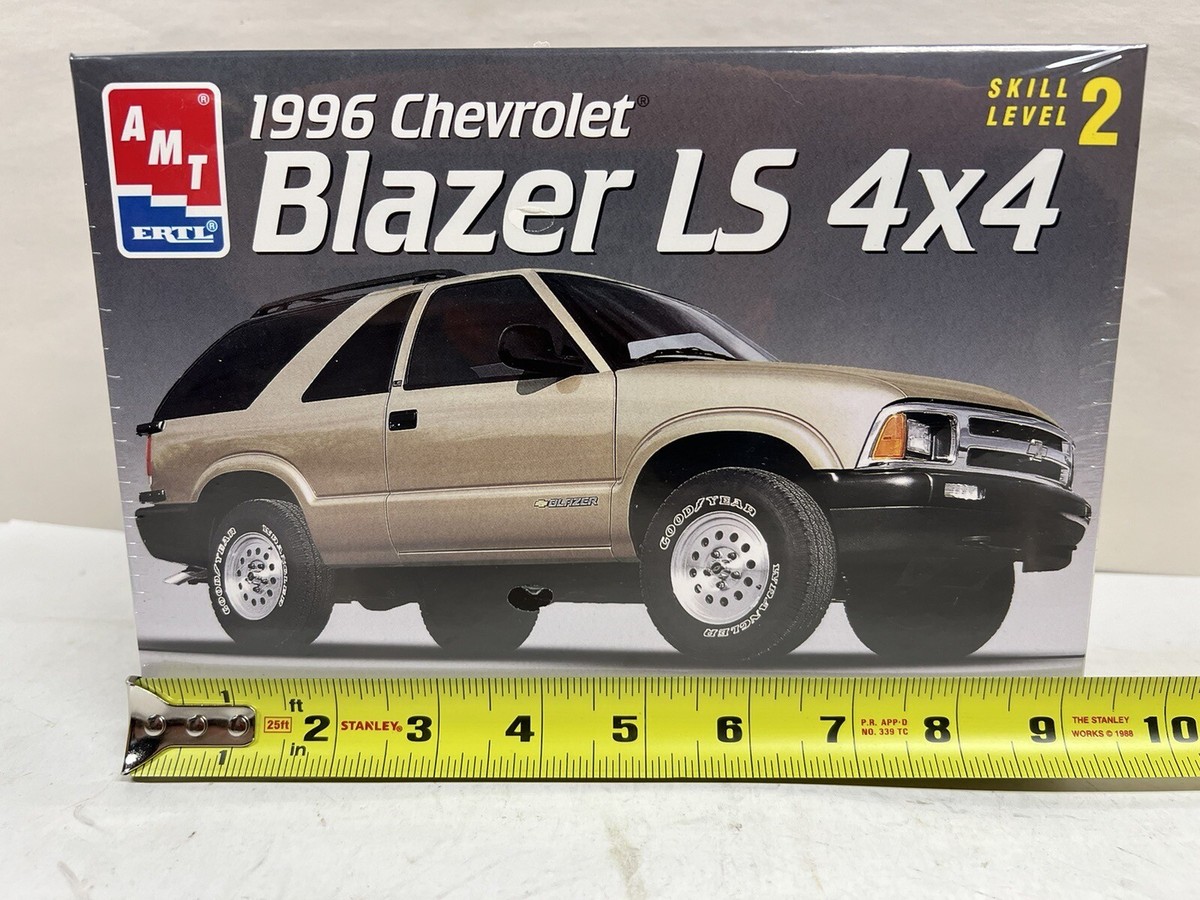 amt 1/25 1996 chevy s-10 ls スポーツサイド AMT 1996