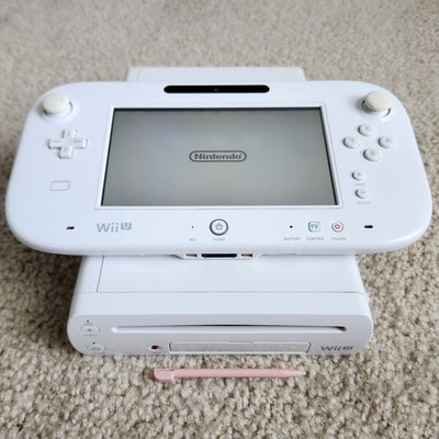 Nintendo Wii U 32GB White Console + Gamepad & Stylus - Tested & Working