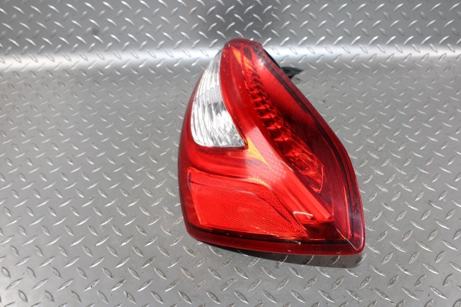 Maserati Ghibli 2014-2020 Right Brake light