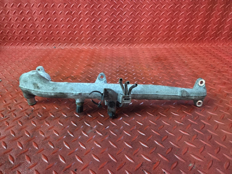 Tubo cruzado líquido de arrefecimento do motor 2005-2021 para Pathfinder Frontier NV1500 NV2500 - Imagem 3 de 4