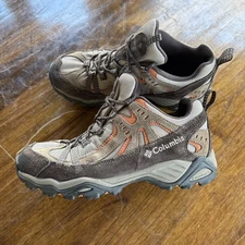 COLUMBIA Fireline Low Trail Hiking Shoes Mens 8.5 Brown Suede Outdoor BM3549-255