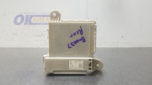 16 2016 LEXUS GS350 INTERIOR CABIN FUSE BOX 8267030330