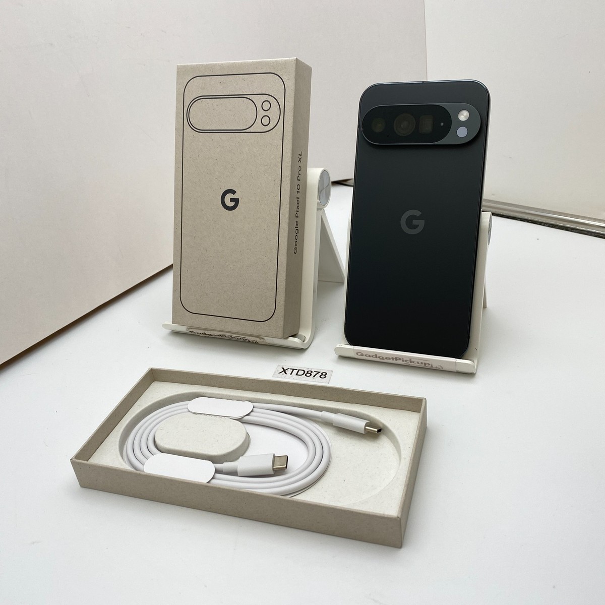 Google Pixel 10 Pro XL - 256GB - Obsidian (AT&T/Cricket ONLY