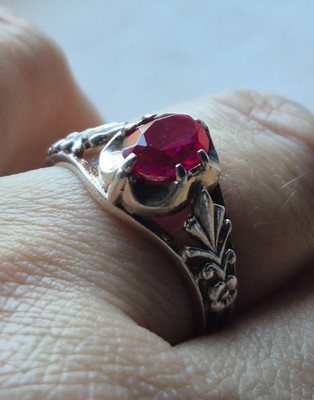 VINTAGE beautiful ring made of 875 silver STAR with corundum USSR size 8.5.