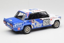 Ixo Lada 1500 Limousine Mittelblau 1:24 Modellauto Mit Sockel - Detailgetreues Sammlerstück
