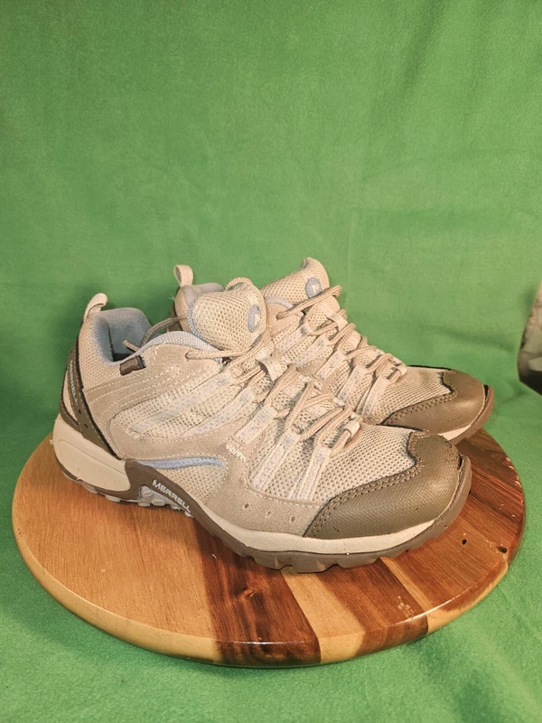 merrell tuskora waterproof lace-up hiking boots