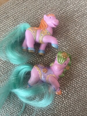 Set of Two vintage Tara Toy Carousel Cuties Small Mini Petite Pony Luv Hair Tail