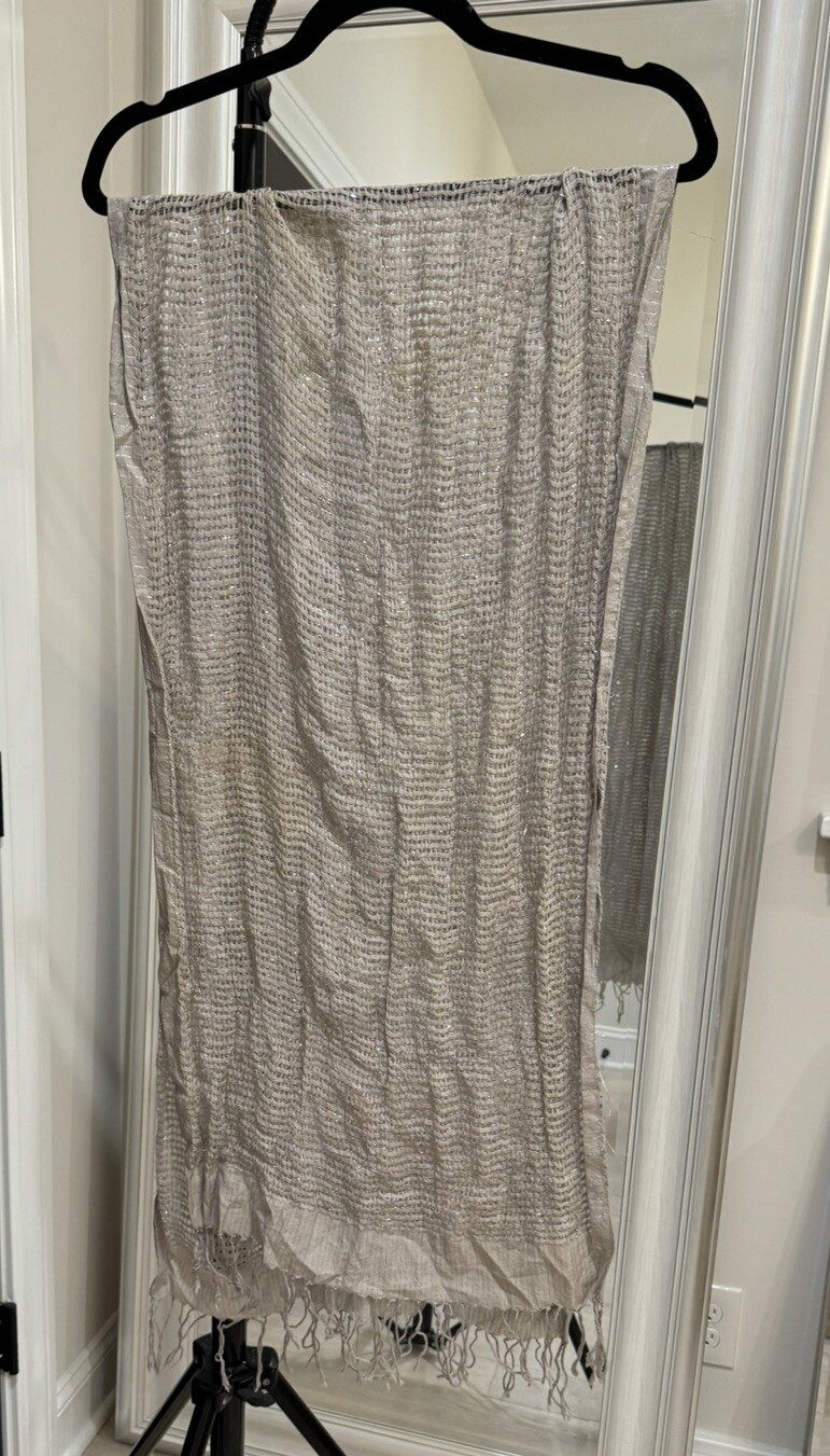 Matta Long Rectangular Gray Scarf With Metallic S… - image 6