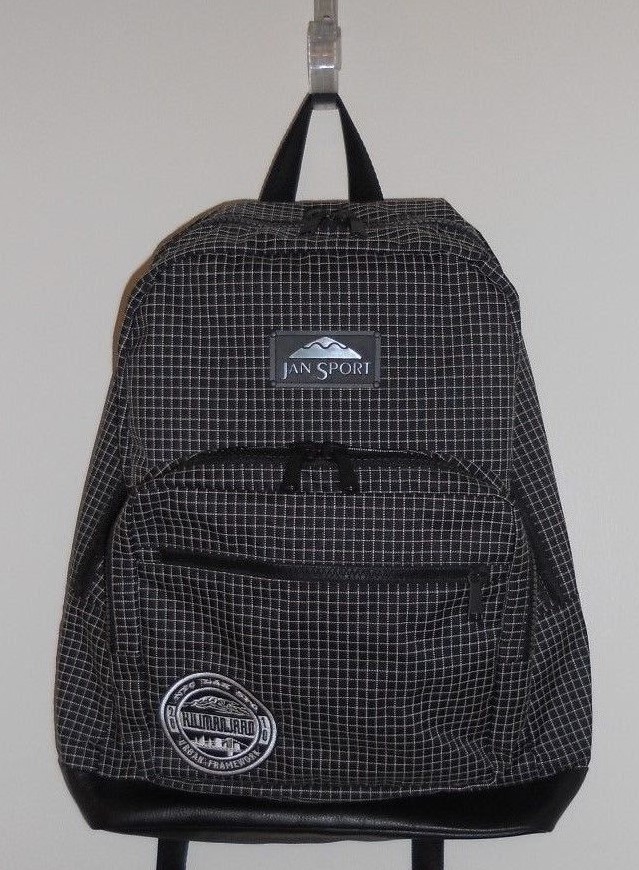 JANSPORT 2010 URBAN FRAMEWORK MT KILIMANJARO Skip Yowell SAMPLE