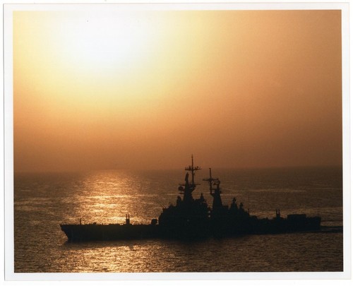 1991 Desert Storm Guided Missile Cruiser CGN-40 USS Mississippi 8x10 Photo
