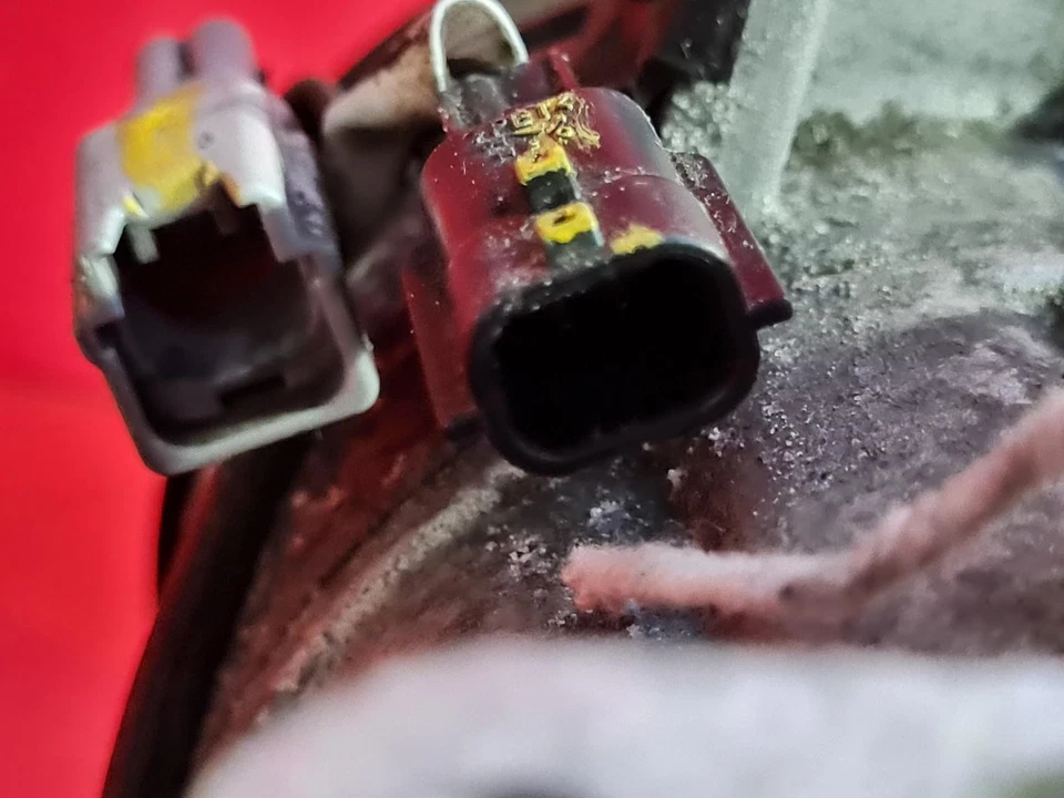 RENAULT CAPTUR AIR CON COMPRESSOR A/C PUMP 2015 0.9L PETROL H4B400 - Image 2 of 4