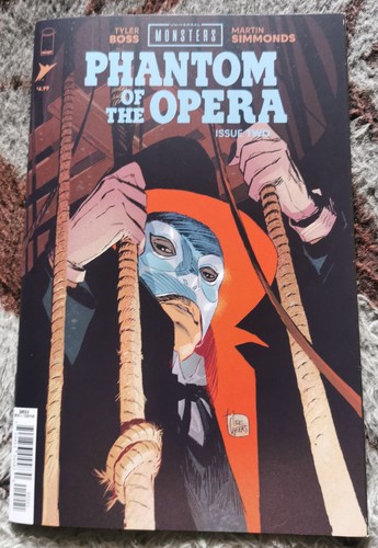 UNIVERSAL MONSTERS PHANTOM OF THE OPERA # 2 NM 2026 LEE WEEKS VARIANT !