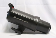 Flashpoint Studio 400 R2 2.4GHz Radio Remote System-Monolight with Built-in