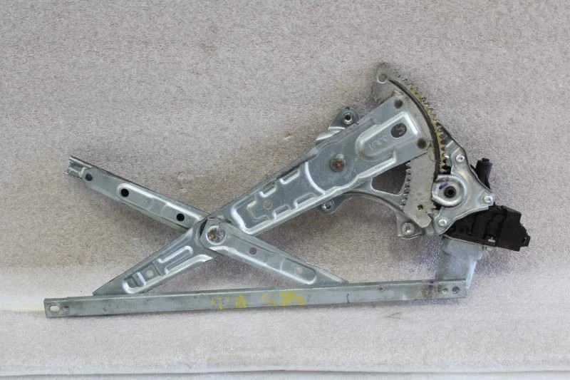 2018 NISSAN ALTIMA LEFT REAR DOOR WINDOW REGULATOR WITH MOTOR 827313TA2A - Image 2 of 4