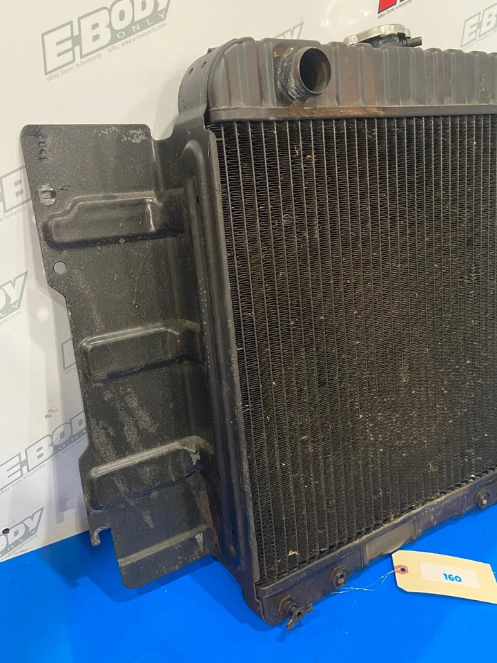 Radiador 19" 2998951 1970 carrocería C 318 Fury Polara Diplomat Dodge Plymouth Foto 3 de 4