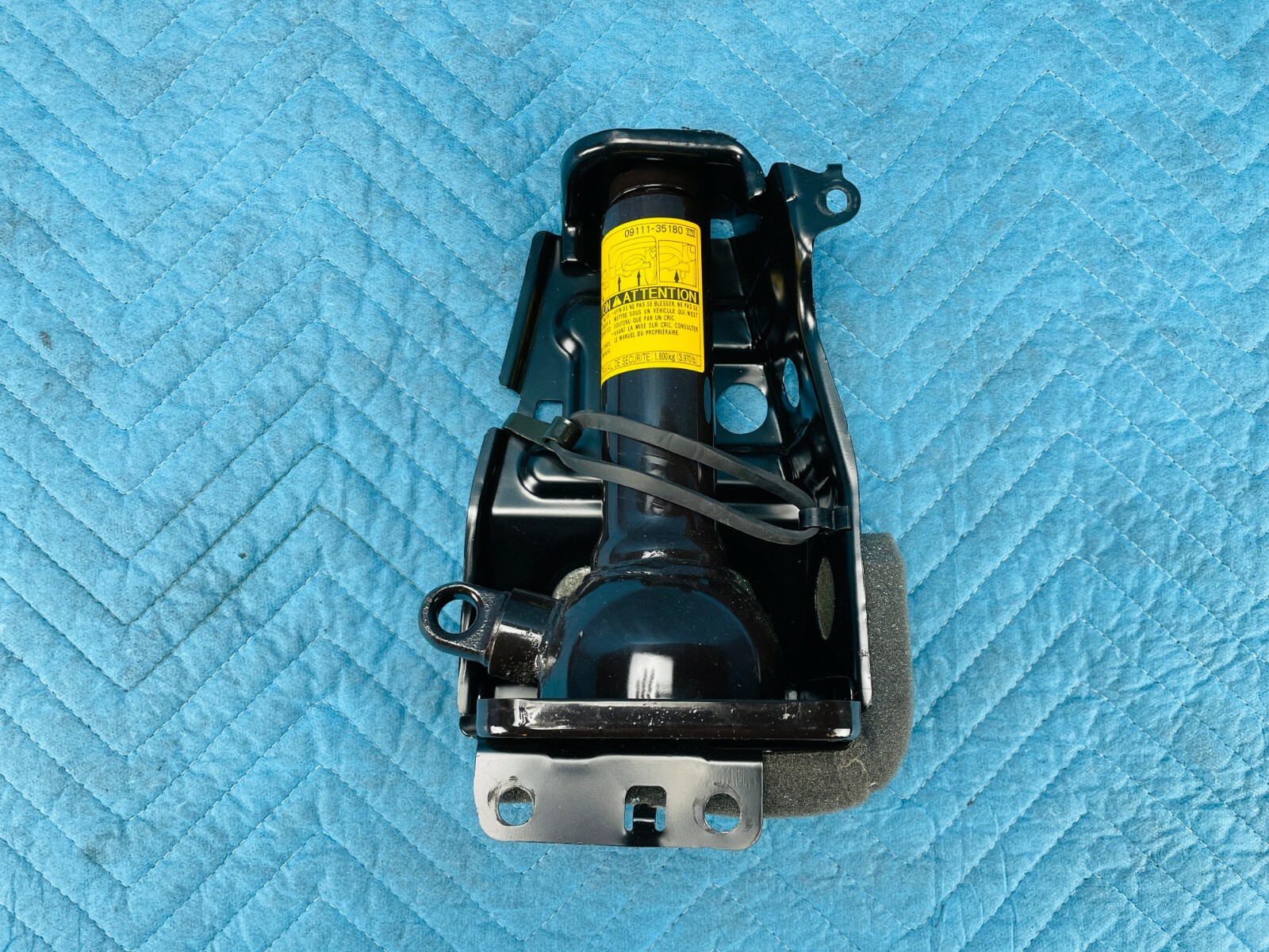 Genuine Lexus Jack w/ Carrier 09111-35181 OEM | eBay