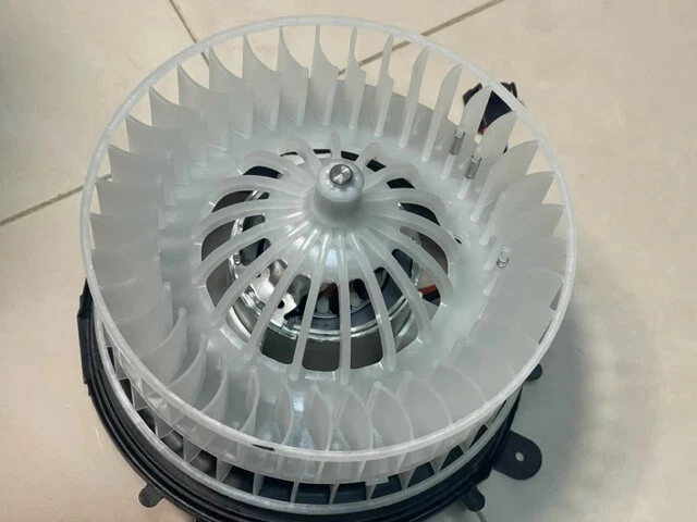 NUEVO Mercedes-Benz A/C BEHR OEM Calentador Ventilador Motor 2209060100 Foto 4 de 4