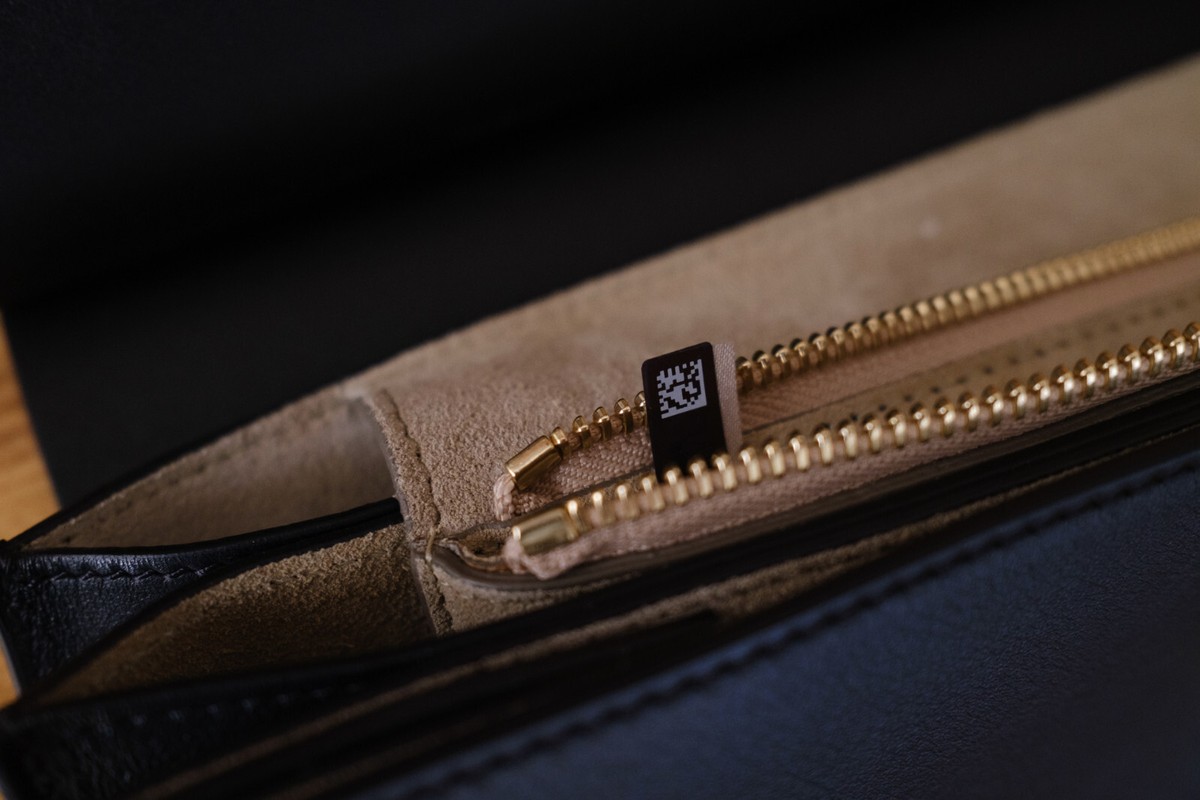 Chloe Purse - Shoulder Bag, Gold Chain, Black Suede, Black