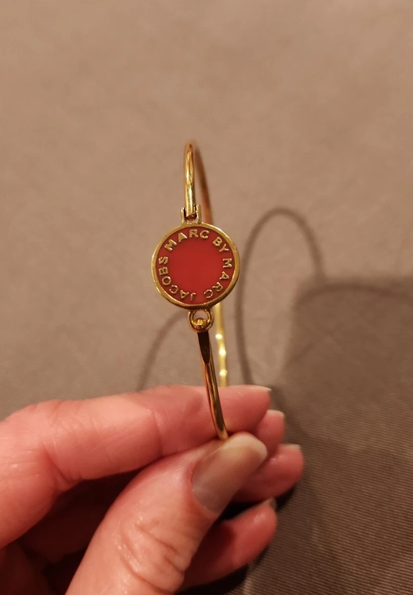 Marc jacobs logo pendant bracelet discount