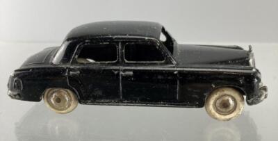 CIJ FRANCE - MERCEDES 220 IN BLACK - 1/43 SCALE SIZE - ALL DIECAST METAL -