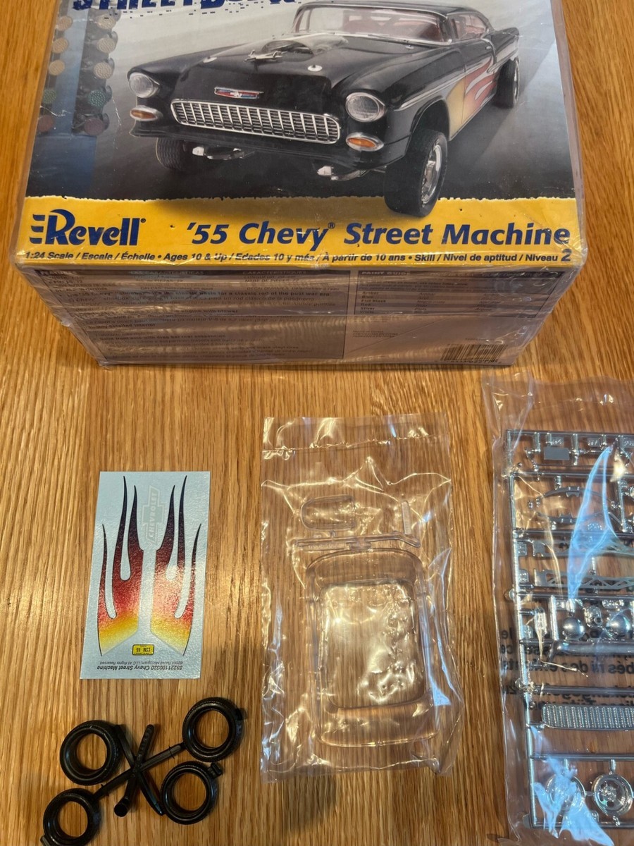 Revell Monogram '55 CHEVY STREET MACHINE 1:24 Scale Model