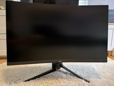 ASUS ROG Strix XG32VQ 31.5 inch 144Hz WQHD Widescreen LED Curved