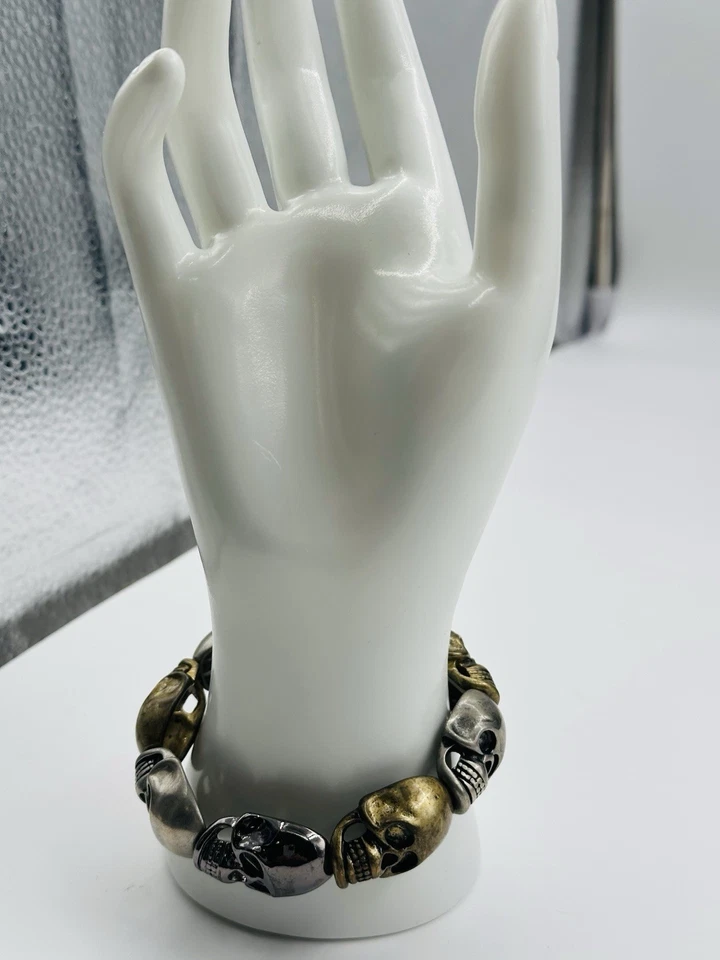 6 3/4 Silver and copper color metal Skull Face Heads stretchy bracelet. Cool! - Image 2 of 4