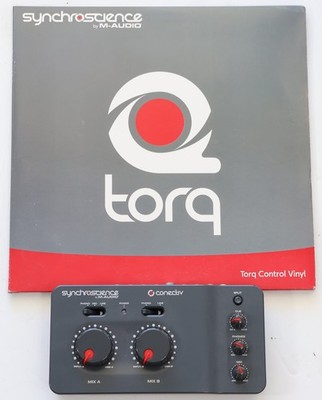 Synchrosclence by M-Audio Torq Conectiv DJ Performance 2x Vinyl and Interface